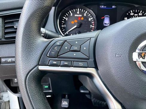 Certified 2019 Nissan Rogue Sport S image 23