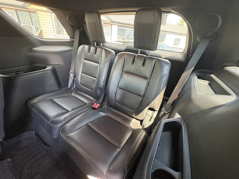 Used 2018 Ford Explorer Limited FWD image 22