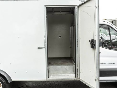 Used 2022 Ford Transit 350 DRW RWD image 17