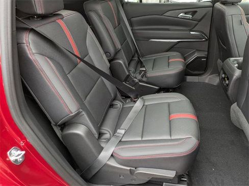 New 2026 Chevrolet Traverse RS w/ LPO, Floor Liner Package image 29