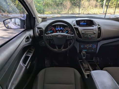 Used 2018 Ford Escape S image 16