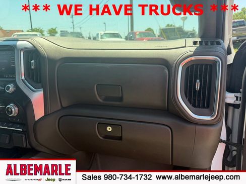 Used 2020 GMC Sierra 1500 SLT w/ SLT Premium Plus Package AWD/4WD image 33