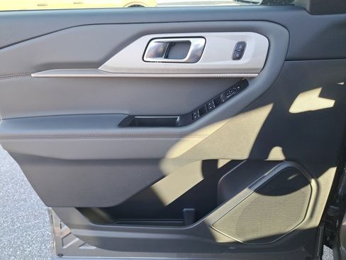 New 2026 Ford Explorer Active image 23