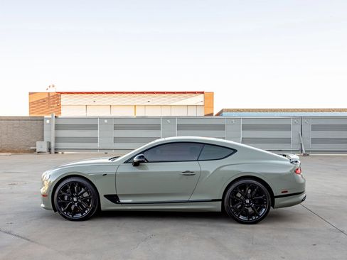 Used 2023 Bentley Continental GT Mulliner AWD/4WD image 27