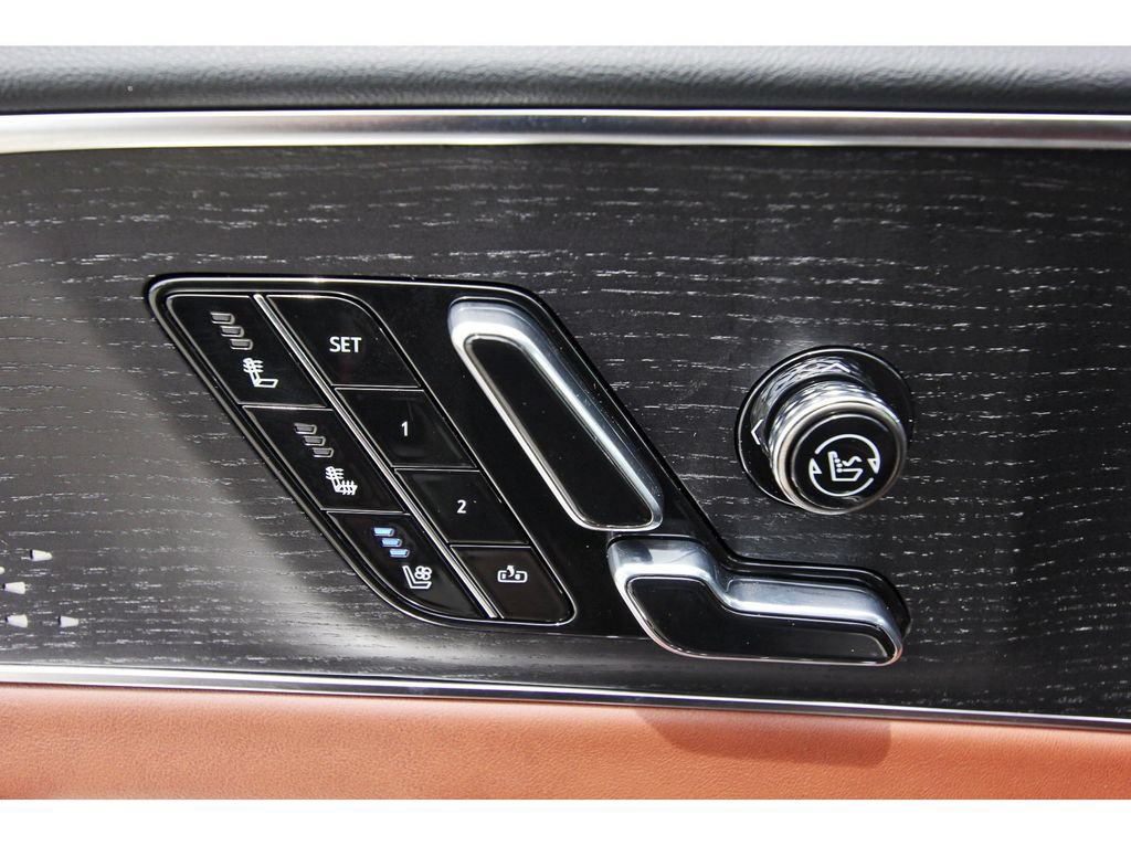 New 2027 Cadillac Lyriq Signature Luxury w/ Nappa Leather Package AWD/4WD image 22