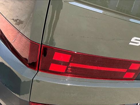 Used 2025 Hyundai Santa Fe SEL AWD/4WD image 27