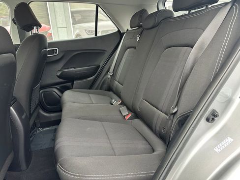 Used 2023 Hyundai Venue SEL w/ Cargo Package image 22