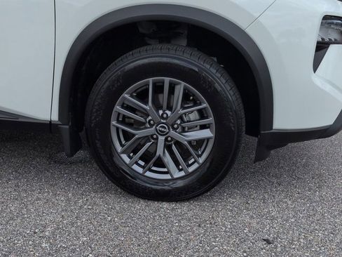 Certified 2026 Nissan Rogue S FWD image 11
