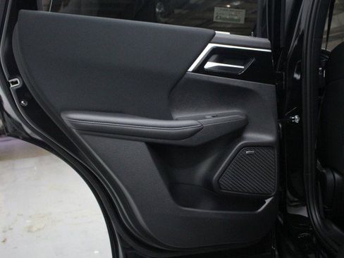 New 2026 Mitsubishi Outlander ES image 26