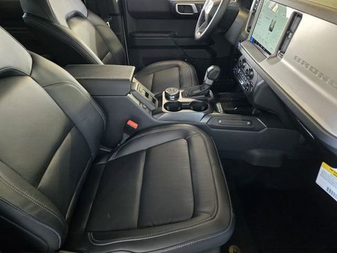 New 2026 Ford Bronco Outer Banks AWD/4WD image 11