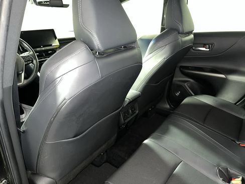 Used 2021 Toyota Venza XLE w/ Softex Package image 23