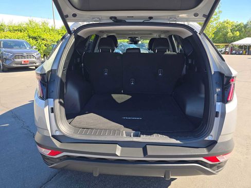 Used 2023 Hyundai Tucson SEL w/ Convenience Package image 16