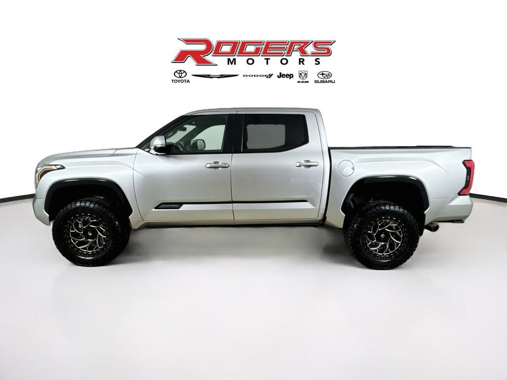 Used 2024 Toyota Tundra Platinum AWD/4WD image 9