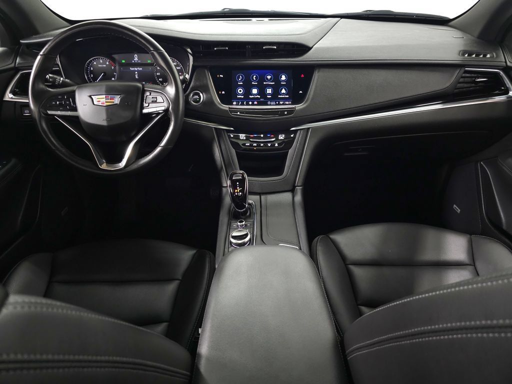 Certified 2024 Cadillac XT6 Luxury AWD/4WD image 13
