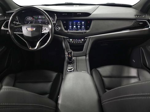 Certified 2024 Cadillac XT6 Luxury AWD/4WD image 13