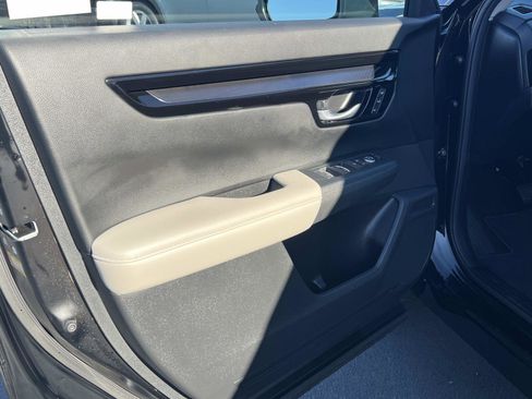 Used 2025 Honda CR-V EX-L image 6