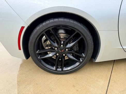 Used 2016 Chevrolet Corvette Stingray Coupe RWD image 29