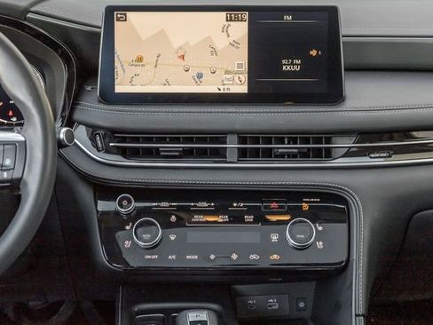 Used 2024 INFINITI QX60 Luxe w/ Performance Audio Package image 8