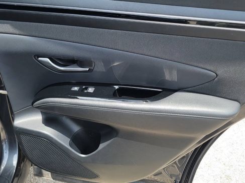 Used 2022 Hyundai Tucson Limited w/ Cargo Package FWD image 24