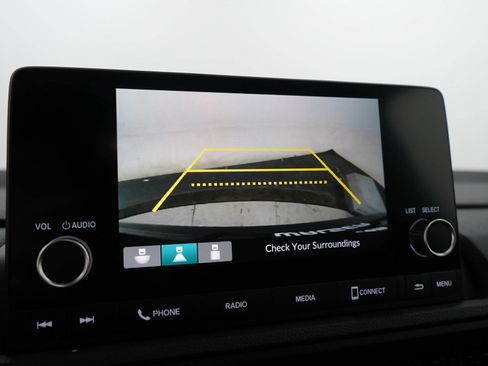Used 2024 Honda CR-V LX image 26