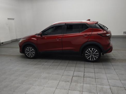 Used 2021 Nissan Kicks SV FWD image 3