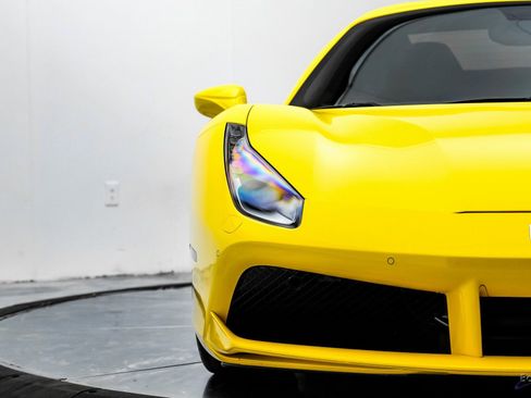 Used 2017 Ferrari 488 Spider image 42