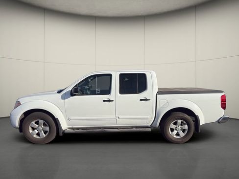 Used 2012 Nissan Frontier SV image 4