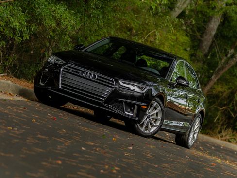 Used 2019 Audi A4 2.0T Premium Plus w/ Premium Plus Package image 22