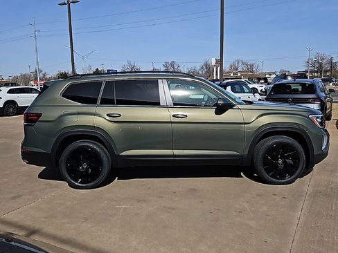 New 2026 Volkswagen Atlas SE FWD image 4