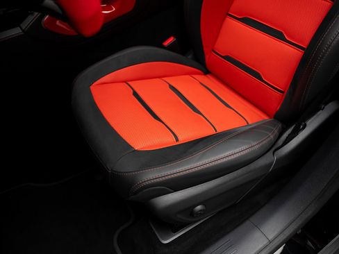 Used 2025 Mercedes-Benz GLE 53 AMG 4MATIC Coupe w/ AMG Night Package image 70