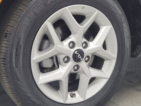 Used 2025 Kia Soul LX image 31