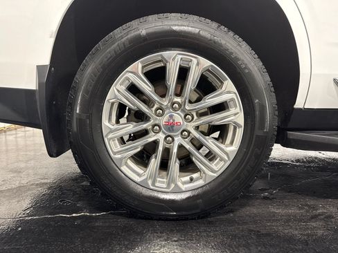 Used 2022 GMC Yukon SLT w/ SLT Premium Package AWD/4WD image 8