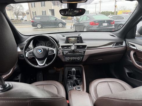 Used 2017 BMW X1 xDrive28i image 25