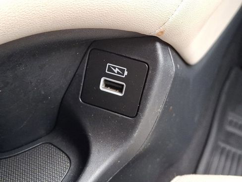 Certified 2023 Honda HR-V LX image 26