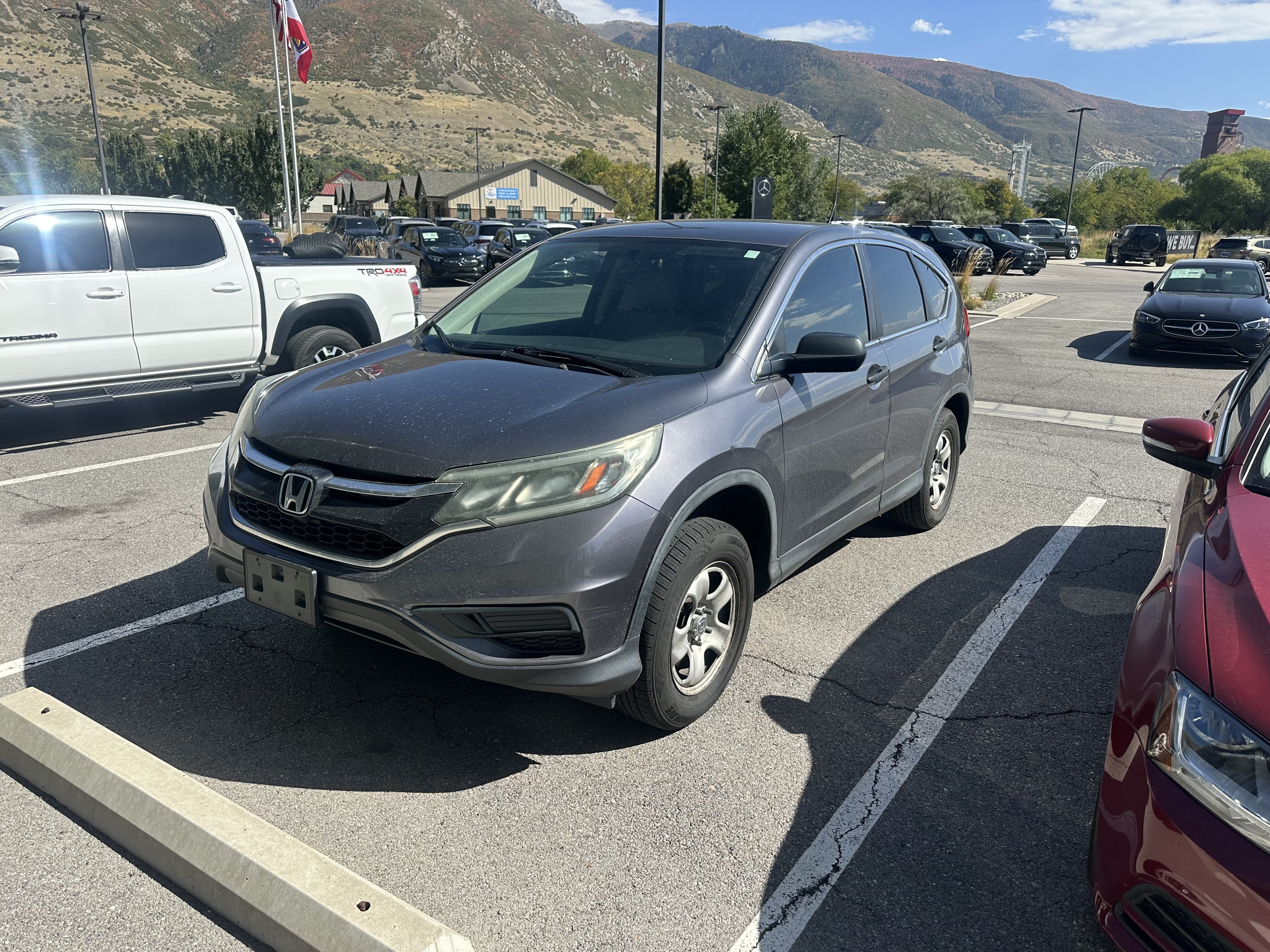 Used 2015 Honda CR-V LX image 2
