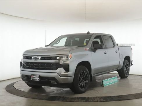 Used 2024 Chevrolet Silverado 1500 RST image 10