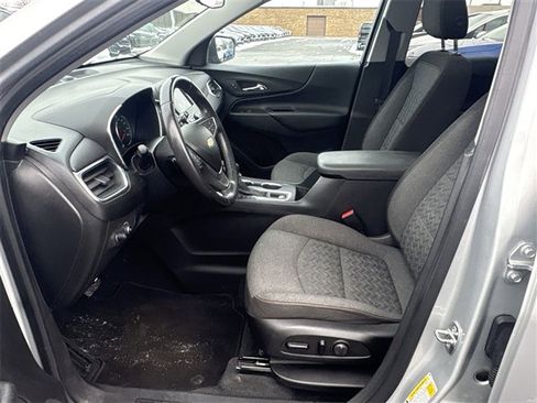 Used 2022 Chevrolet Equinox LT image 18