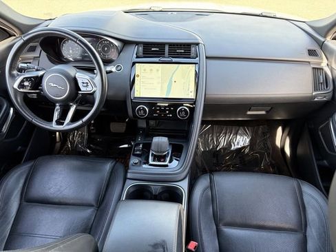 Used 2022 Jaguar E-PACE SE image 24