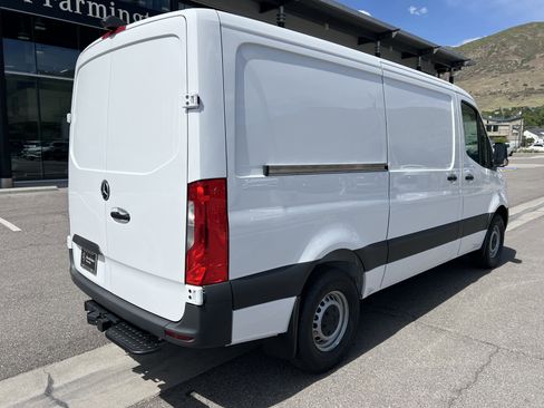 New 2026 Mercedes-Benz Sprinter 2500 image 12