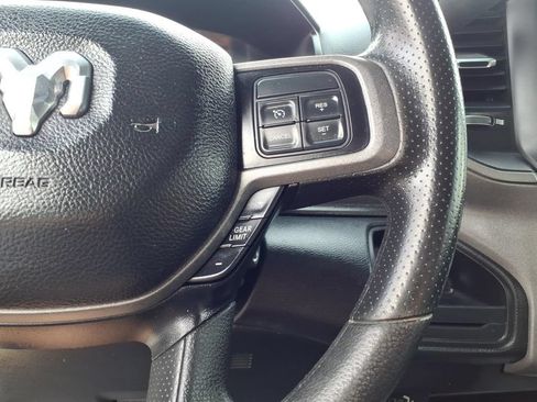 Used 2022 RAM 2500 Tradesman w/ Chrome Appearance Group AWD/4WD image 14