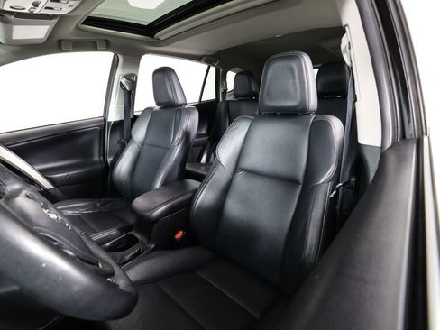 Used 2015 Toyota RAV4 Limited w/ Technology Package image 11