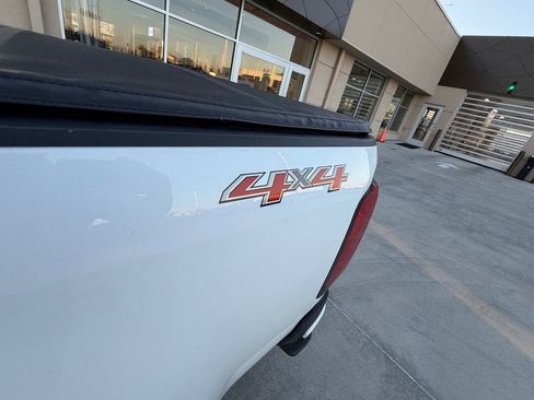 Used 2019 Chevrolet Colorado LT image 9