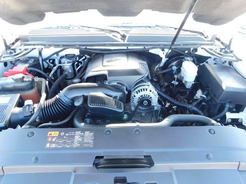 Used 2012 Chevrolet Tahoe LS image 18