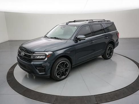 Certified 2024 Ford Expedition Limited AWD/4WD image 8