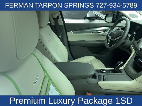 Used 2021 Cadillac XT5 Premium Luxury image 6