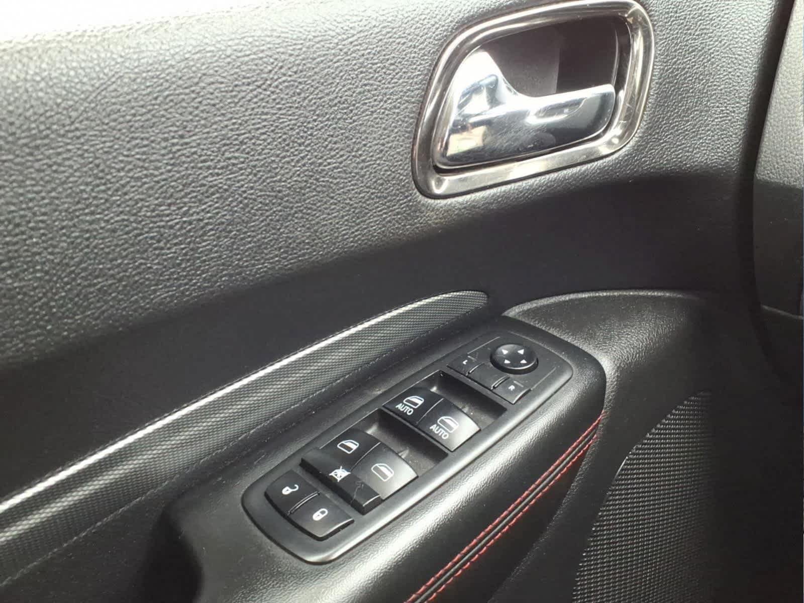Used 2018 Dodge Durango GT AWD/4WD image 27