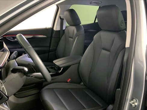 Used 2025 Buick Envision Preferred image 22