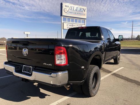 Used 2024 RAM 3500 Tradesman w/ Chrome Appearance Group image 13