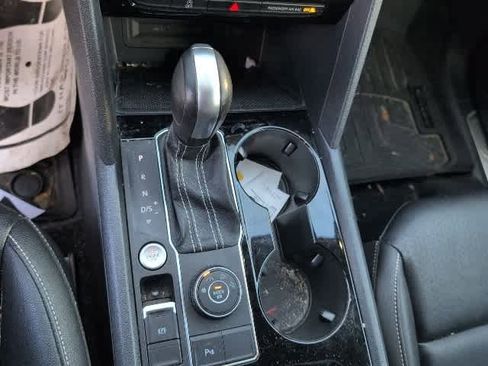 Certified 2023 Volkswagen Atlas SE image 14