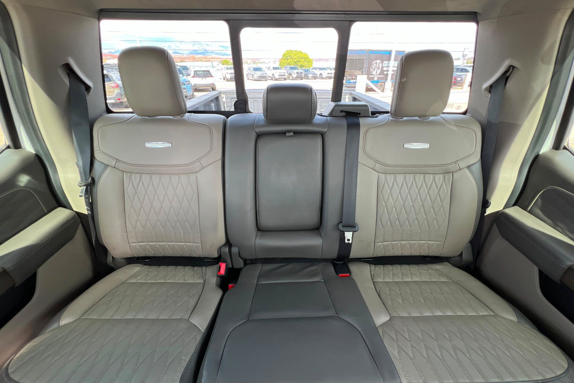Used 2026 Ford F350 Platinum w/ Platinum Plus Package AWD/4WD image 24